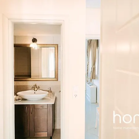 Nereides Homm Luxury Maisonettes *